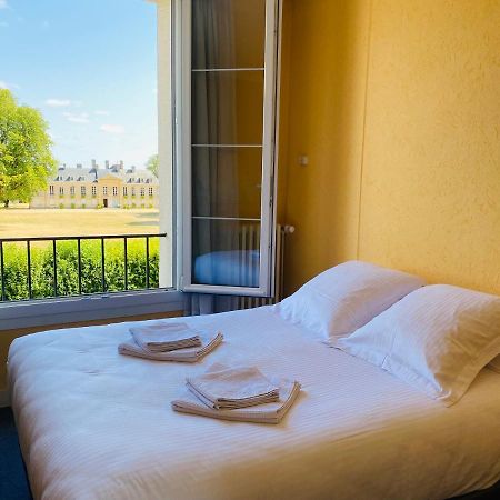 Hotel De La Poste Falaise  Ngoại thất bức ảnh