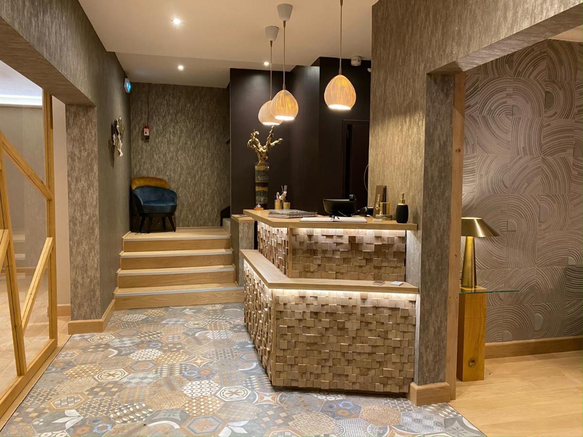 Hotel De La Poste Falaise  Ngoại thất bức ảnh