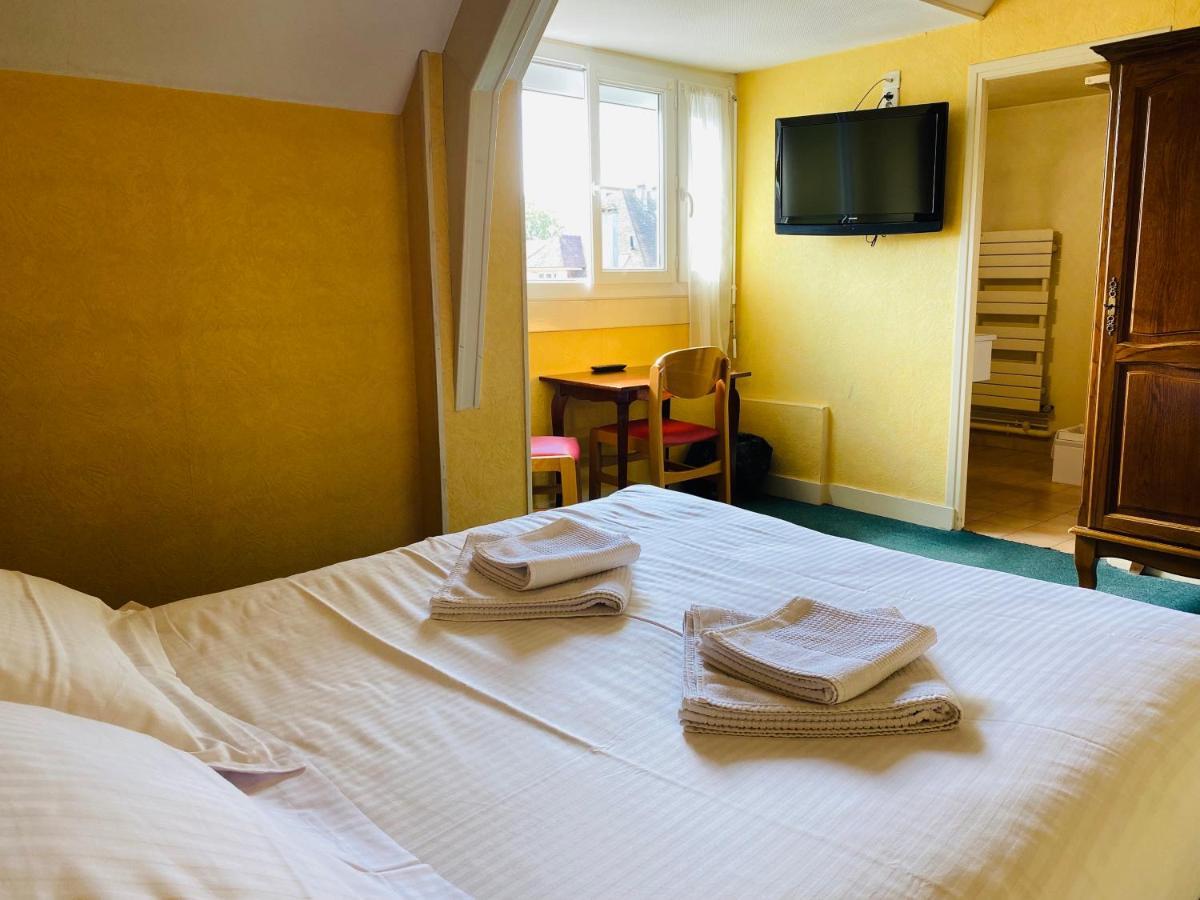 Hotel De La Poste Falaise  Ngoại thất bức ảnh