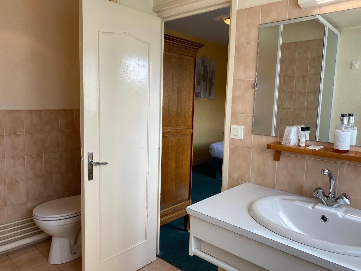 Hotel De La Poste Falaise  Ngoại thất bức ảnh