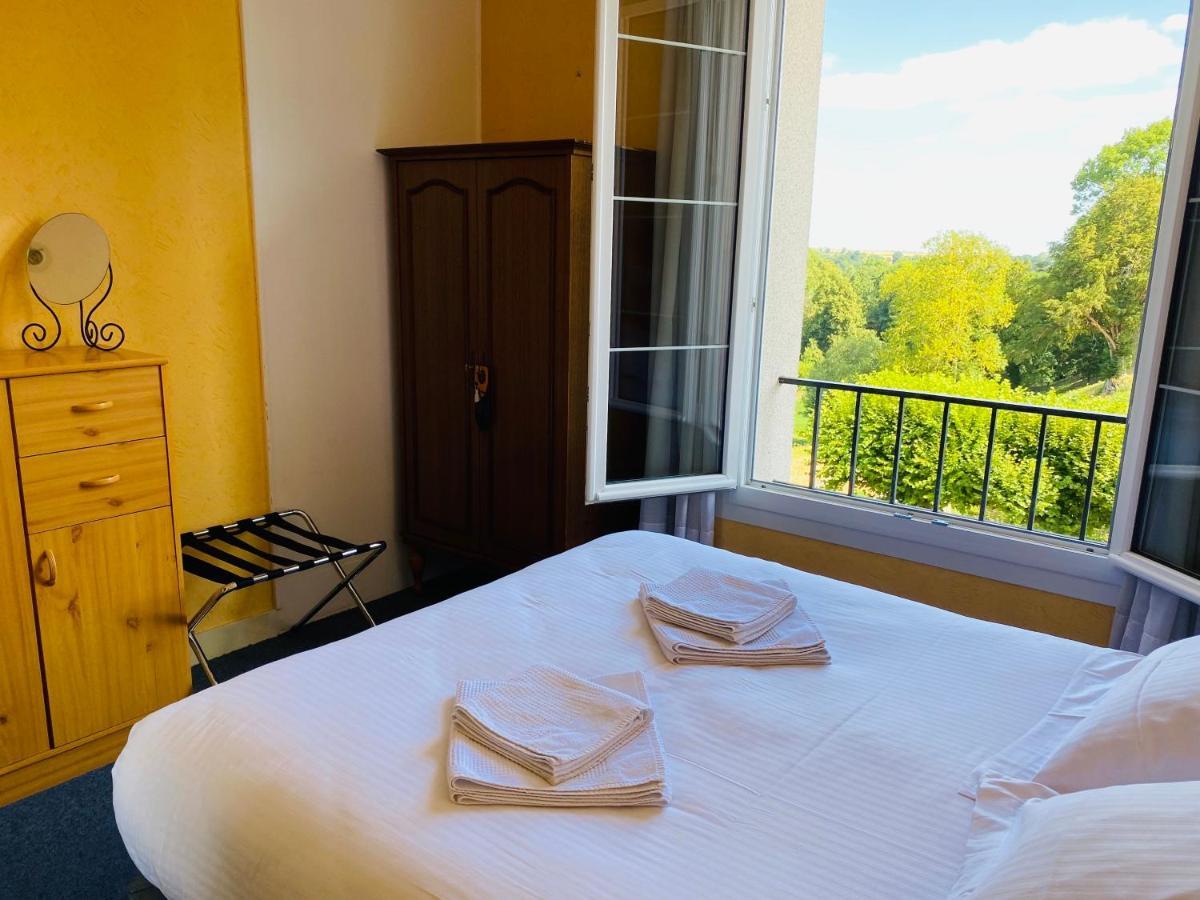 Hotel De La Poste Falaise  Ngoại thất bức ảnh