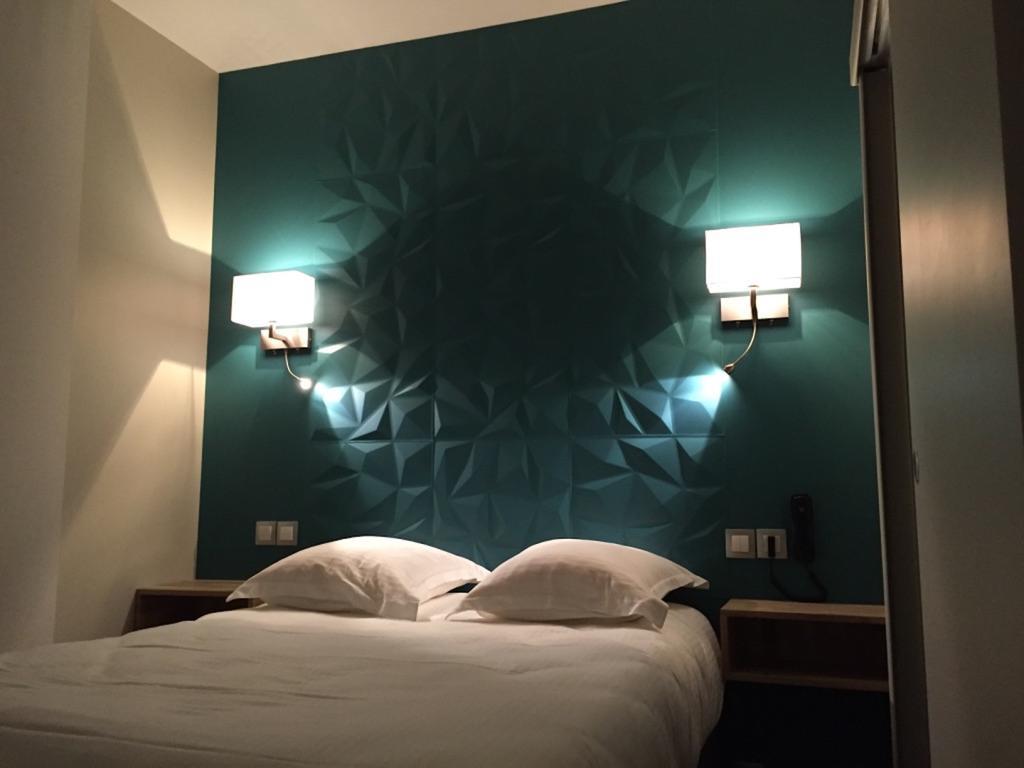 Hotel De La Poste Falaise  Phòng bức ảnh